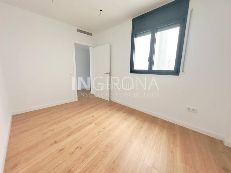 Foto 11722606-4b00-4e27-8665-94d89f038123. Rent penthouse with heating in La Devesa Girona