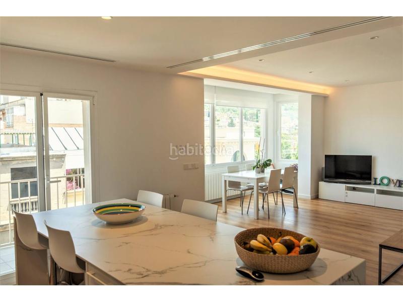 Foto 98a8f5d8-9504-4d41-b8f8-8700611be825. Affitto appartamento con riscaldamento in Eixample Nord Girona