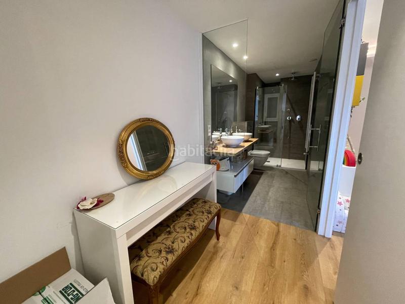 Foto 5ff65399-e4b2-49a0-a9ac-c32fada08875. Alquiler piso increíble piso muy céntrico y totalmente reformado con acabados de máxima calidad en Girona