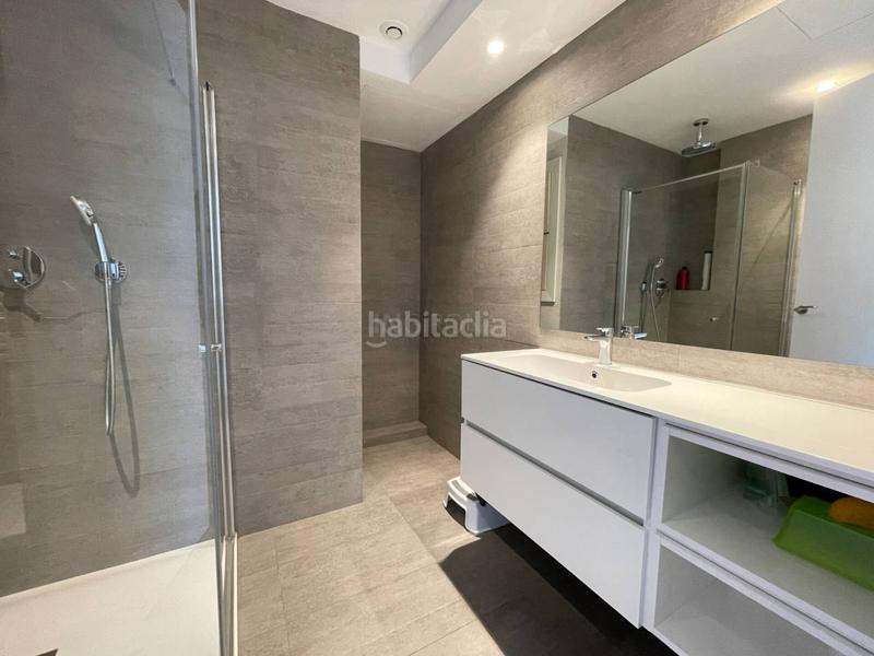 Foto f2d42644-0074-45ec-9579-74812e9f134c. Alquiler piso increíble piso muy céntrico y totalmente reformado con acabados de máxima calidad en Girona
