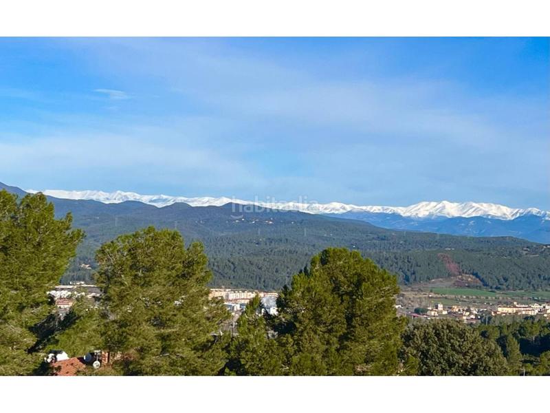 Foto d8b913b4-50be-4df3-b09b-66818cbc4c07. Ático exclusivo ático reformado en Montjuïc con vistas panorámicas a la ciudad y la montaña en Girona