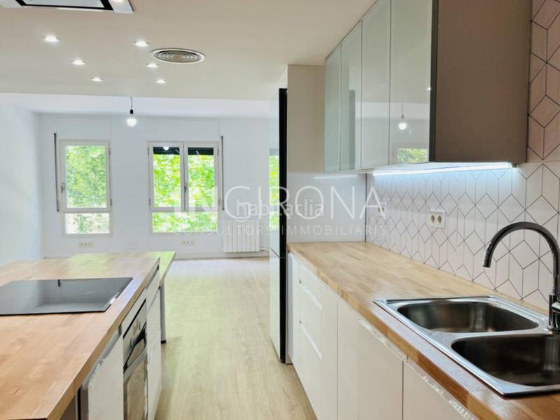 Foto 1ec5bbee-6625-4ace-9f70-55f5243e986b. Rent flat with heating in La Devesa Girona