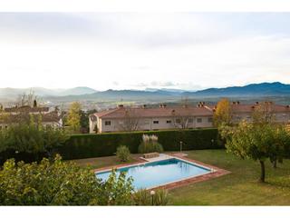 Lloguer Pis  Fort roig. Oportunidad  piso con vistas y piscina en montjuïc girona