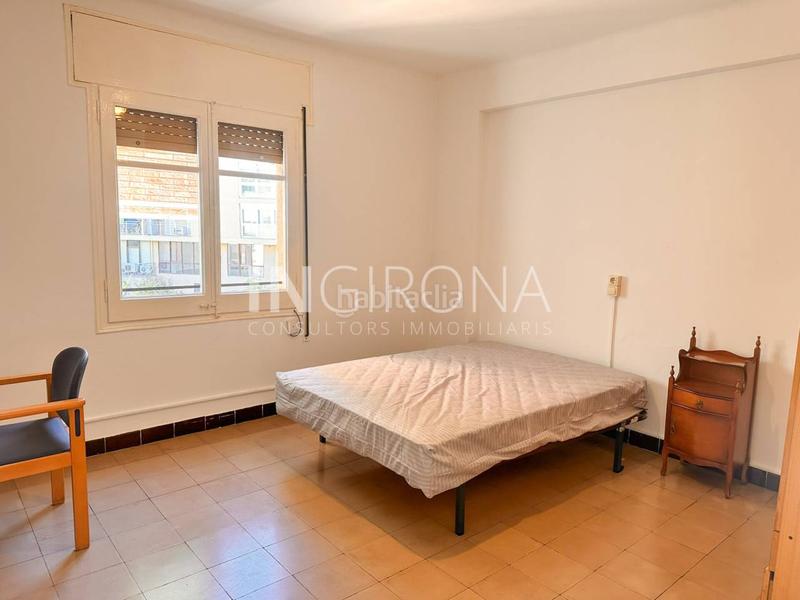 Foto 84cca922-d8a7-4651-9b73-b5a9df6db791. Location appartement avec chauffage dans Centre-Barri Vell Girona