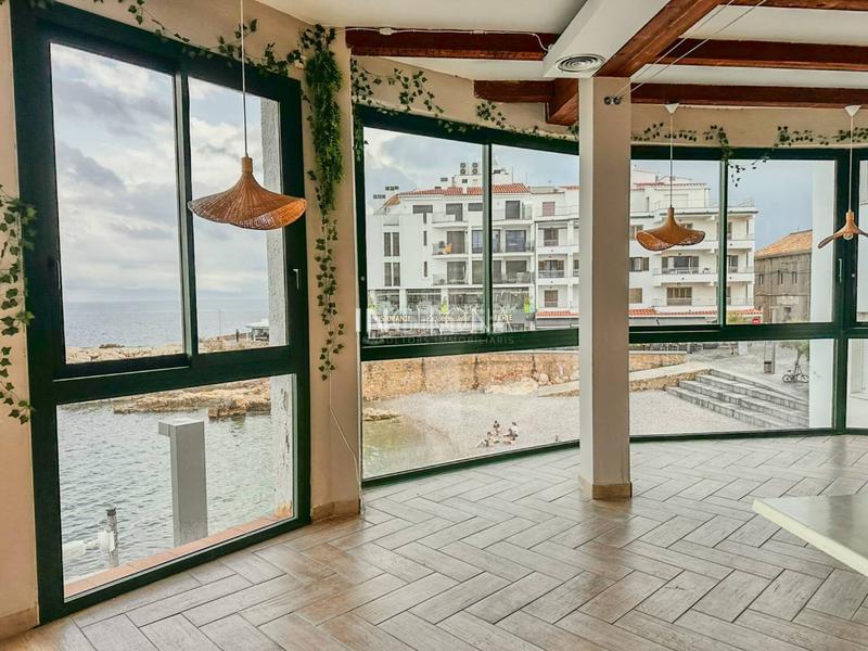 Foto 2212c995-6892-4e9e-9506-84d3eac769aa. Alquiler local comercial local a lescala port den perris en Escala (L´)