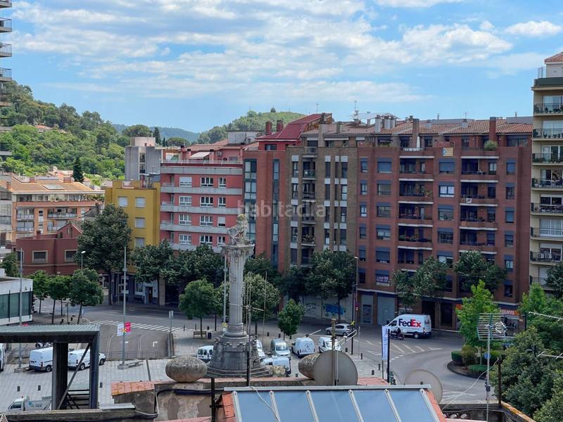 Foto a805f64b-cbd2-4318-bdb9-36ad3a2cb46e. Lloguer pis amb calefacció a Eixample Nord Girona