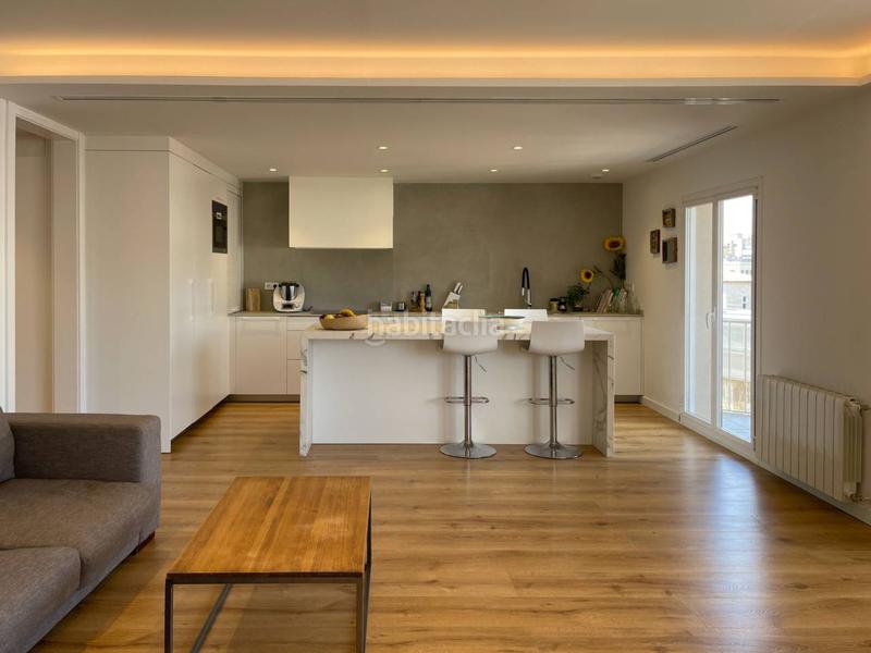 Foto 4d90cd21-ec9c-4646-ace7-1a6f7940a2a6. Miete etagenwohnung mit heizung in Eixample Nord Girona