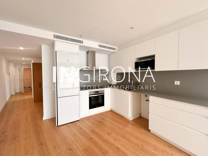 Foto e5a33366-db61-4b05-84f1-cd496c1b0190. Affitto attico con riscaldamento in La Devesa Girona