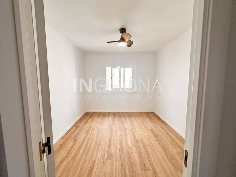 Foto 1a916daf-2424-46da-baa3-7ad9e9f3c874. Rent flat with heating in Nucli Antic Escala (L´)