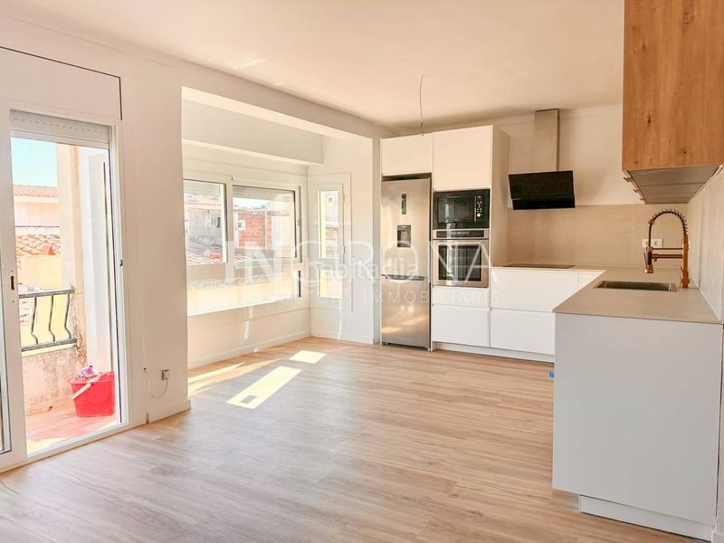 Foto 60a38668-aa2b-4469-8515-4435debe3795. Rent flat with heating in Nucli Antic Escala (L´)