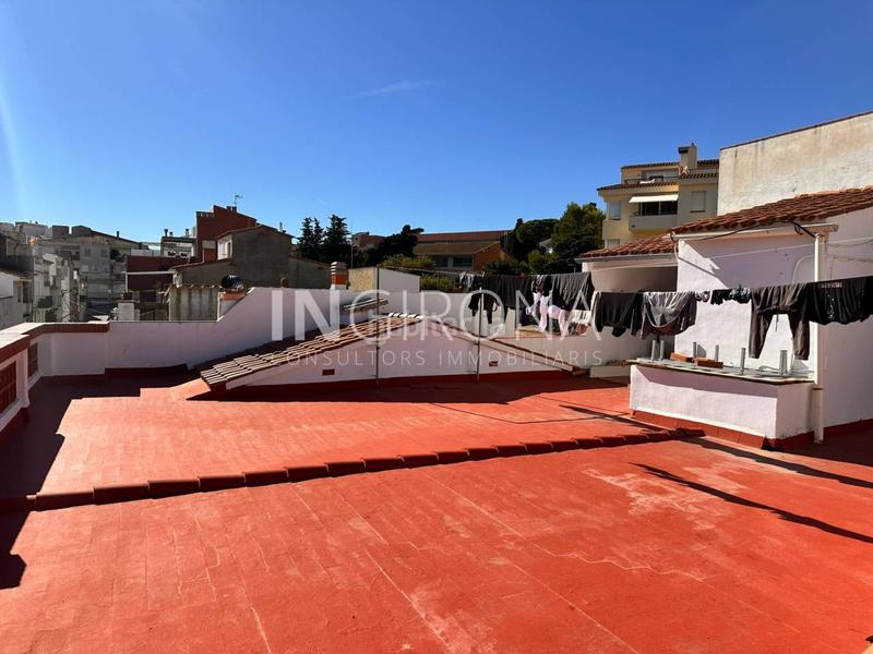 Foto 89bde9a4-2bb8-4f6f-8f2c-26d600ca69f6. Rent flat with heating in Nucli Antic Escala (L´)