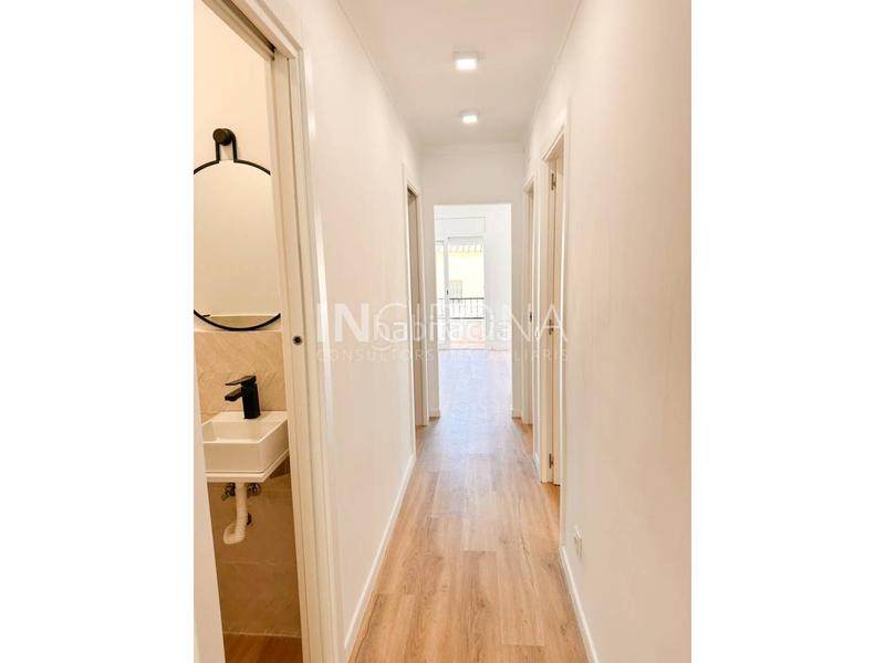 Foto 8d7d1ed9-846b-4bef-8953-c269aca29293. Rent flat with heating in Nucli Antic Escala (L´)