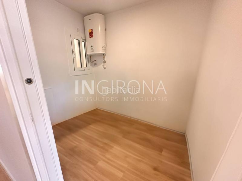 Foto b6b199e1-9da0-430f-a4f4-2aa75e8c87c2. Rent flat with heating in Nucli Antic Escala (L´)