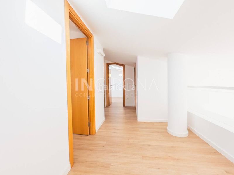 Foto 6891f255-7eda-4e32-9aee-c1fe483aa60f. Pis amb calefacció a Montilivi Girona