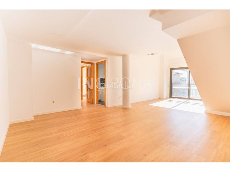 Foto 6e2110ba-12f6-4ab4-a0c0-3f057dcdb300. Pis amb calefacció a Montilivi Girona