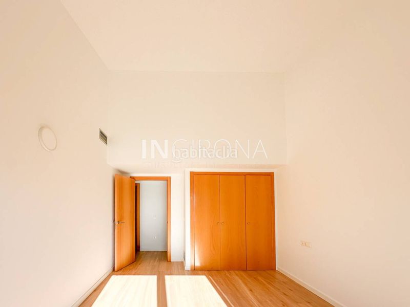 Foto 7bee1228-df66-4f69-8d81-c9b81f0835c4. Pis amb calefacció a Montilivi Girona