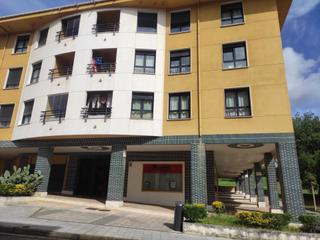 Geschäftsraum in Carreño. Local de 39m2. se ofrece en venta.