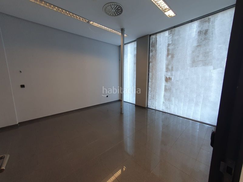 Foto c4988394-5e58-4fd4-b7a8-5c31044e10b5. Local comercial a Corvera de Asturias