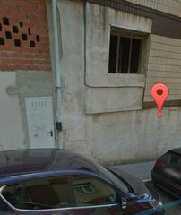 Local commercial à Carreño. Se vende bajo comercial de dos plantas con una superfice de 102