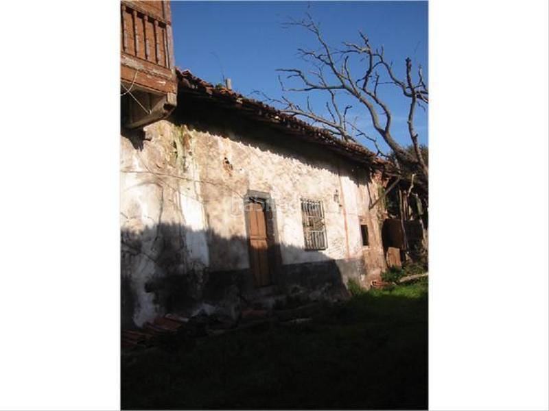 Foto c0a5b6e0-881c-45b8-a867-df8fe9110fff. House in Carreño