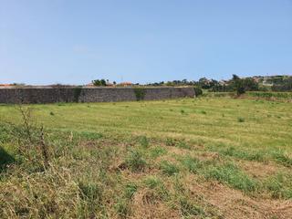 Wohngrundstück in Carreño. Se vende finca edificable de 1.247 m2 situada en albandi. proxim