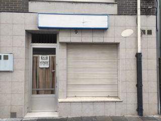 Local Comercial en Carreo. Local con una superficie 80 m2 aproximadamente distribuido en do