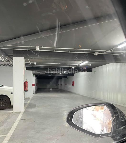 Foto 73fe4cea-1f70-41a0-8fab-e2892105e65d. Lloguer aparcament cotxe a Carreño