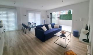 Etagenwohnung en Carreo. Soleado y luminoso piso con amplia terraza.
