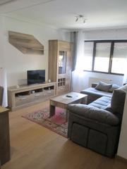 Piso en Carreño. Se vende piso de tres habitaciones con plaza de garaje