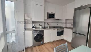 Location Appartement à Carreño. Se alquila piso de dos habitaciones con ascensor reformado