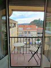 Pis a Carreño. Se vende piso de tres habitaciones sin ascensor