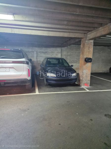 Foto 68c43746-7b51-490a-8820-0458cdfea225. Aparcament cotxe a Carreño
