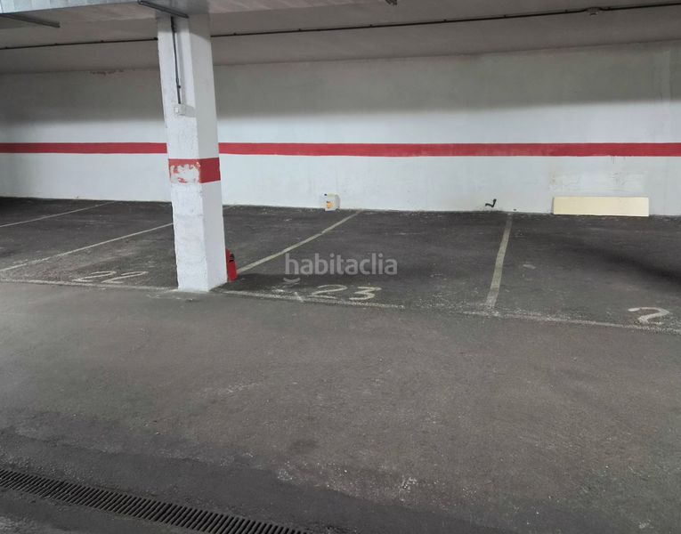 Foto e1e592d6-0b37-429b-9836-e9cb9e7a6fcd. Aparcament cotxe a Carreño