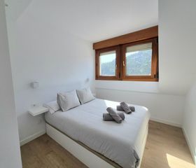 Miete Etagenwohnung in Carreño. Soleado y luminoso apartamento céntrico con plaza de garaje.