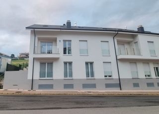 Affitto Appartamento in Carreño. Se alquila piso de dos habitaciones por temporada de septiembre