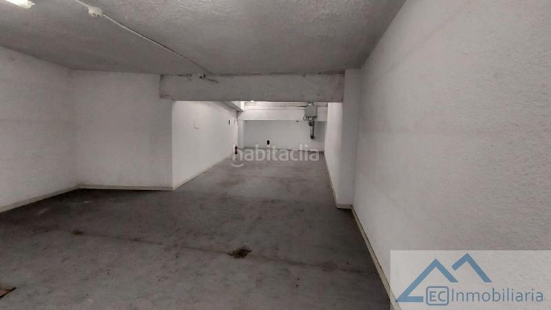 Foto 140e7e85-8bf9-491c-89c0-9a9a986f4cf3. Location local commercial dans Centro - Ayuntamiento Santander