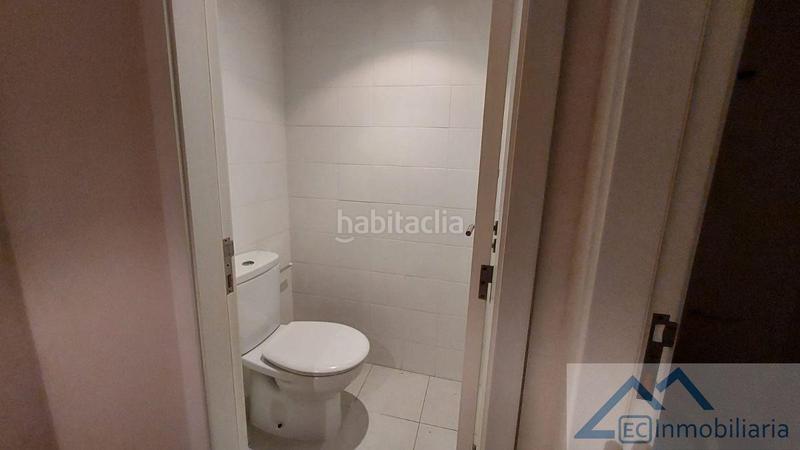 Foto 86be06a2-110d-4ef9-9c3a-9cc6a14eb80e. Location local commercial dans Centro - Ayuntamiento Santander