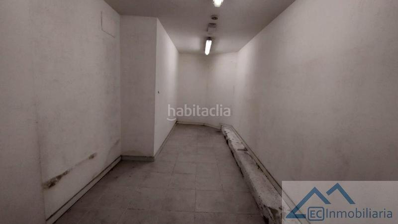 Foto aaeb688b-0933-42e6-a9c6-6c77758417c3. Location local commercial dans Centro - Ayuntamiento Santander