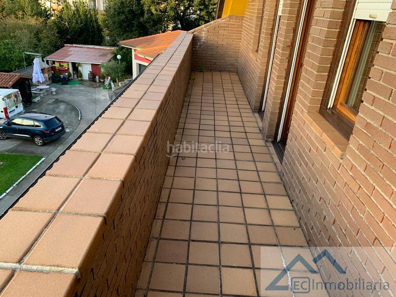 Foto 1d8fe0c4-c6fc-4c7a-8f28-b6dae69de3e5. Chalet  en Solares - Valdecilla Medio Cudeyo
