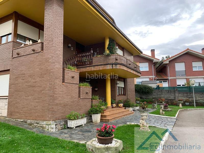 Foto d0ea0c43-8841-448b-aa37-45b0d9bdcf98. Chalet  en Solares - Valdecilla Medio Cudeyo
