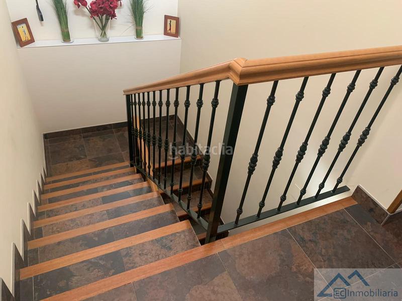 Foto 2279418d-67ff-4f3e-b31a-738d09eee580. Chalet con parcheggio in Liérganes