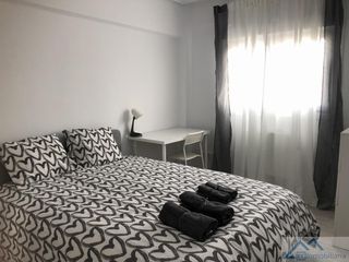 Rent Flat  Universidad. Santanderpiso