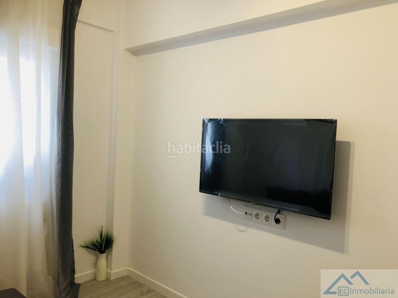 Foto 6e621223-6519-44c7-bdc3-e559d3b0dc34. Rent flat in Los Castros Santander