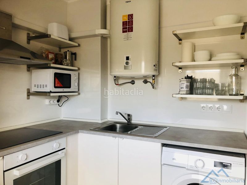 Foto 86f88958-1e2d-4f92-80e2-42d16fb529a1. Rent flat in Los Castros Santander