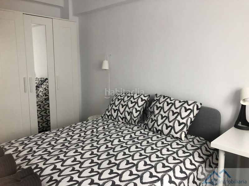 Foto 89306e62-0cd0-47f0-98d1-da8fc7145599. Rent flat in Los Castros Santander