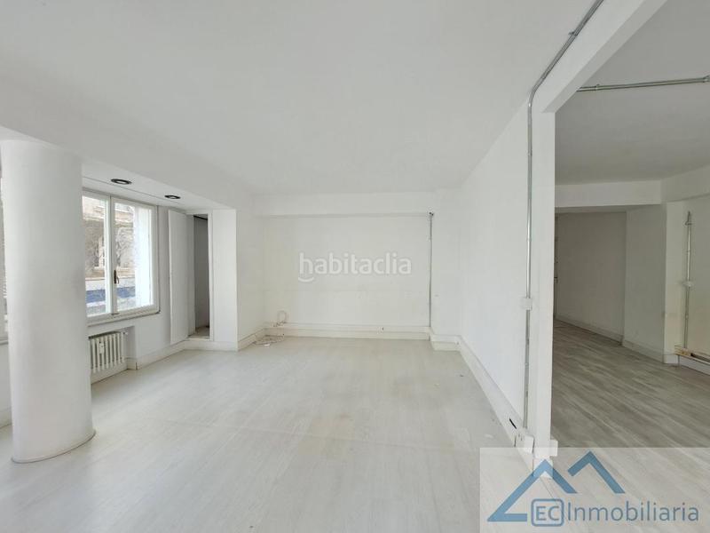 Foto 46bc5236-0c0e-4bbf-87e8-39613f3a81f0. Oficina a Centro - Ayuntamiento Santander