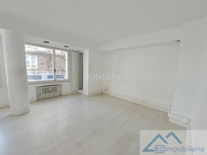 Foto ca1fa674-cd77-4521-bb56-2b1242cffe1b. Oficina a Centro - Ayuntamiento Santander