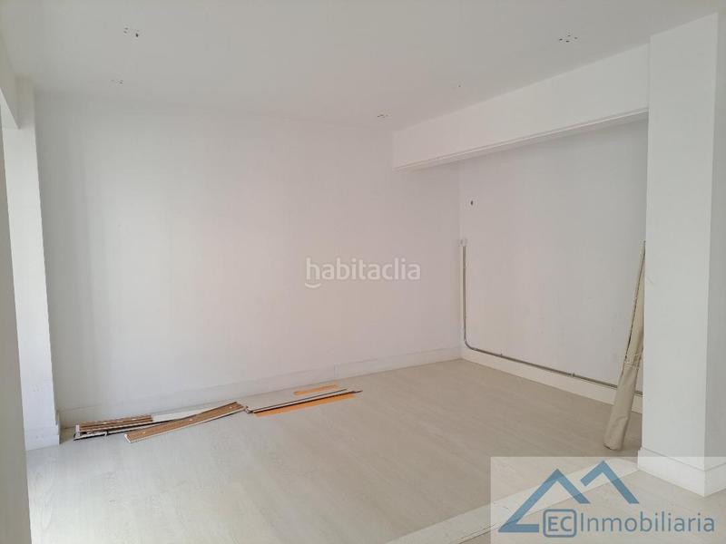 Foto e15fdbef-42a9-4570-b32c-7273c3e077a7. Oficina a Centro - Ayuntamiento Santander