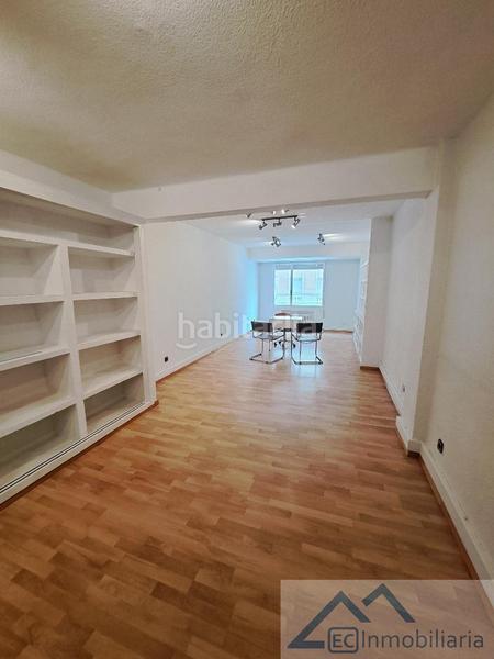 Foto 76cbe7fc-f68b-4d3c-bc60-0dc56d3f593e. Ufficio in Centro - Ayuntamiento Santander