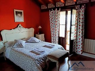 Édifice à Campoo de Yuso. Campoo de yusohotel